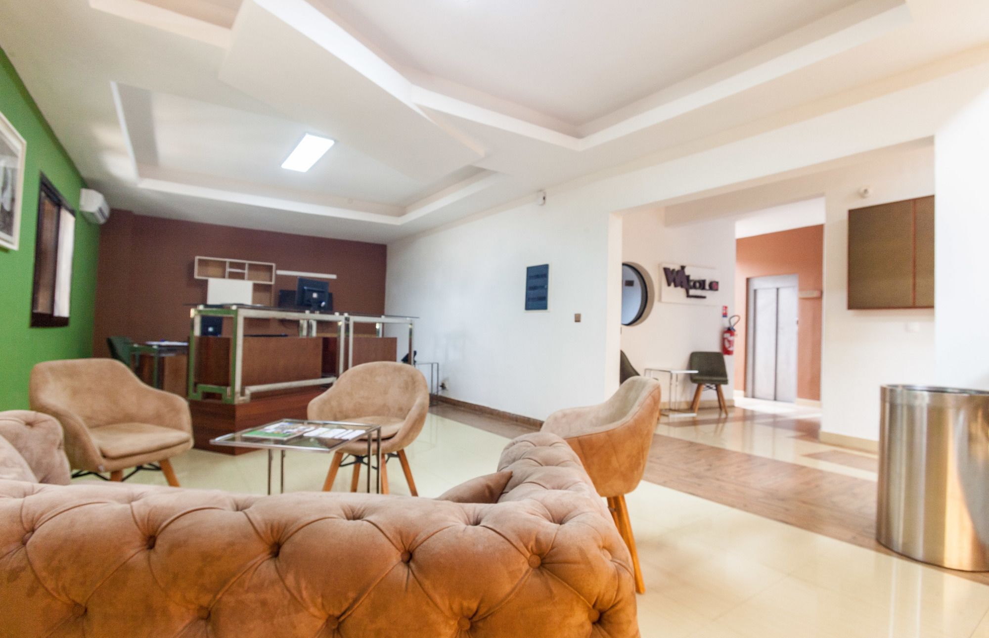 Wakola Hotel Cheikh Anta.