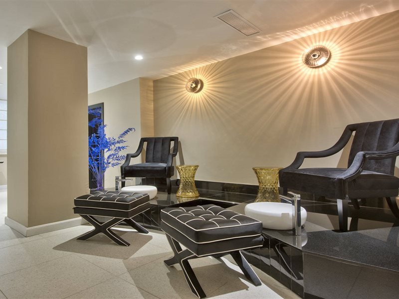 Holm Boutique & Spa.