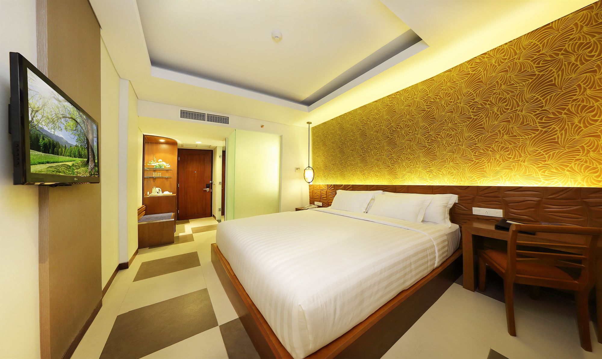Sun Island Hotel & Spa Legian.