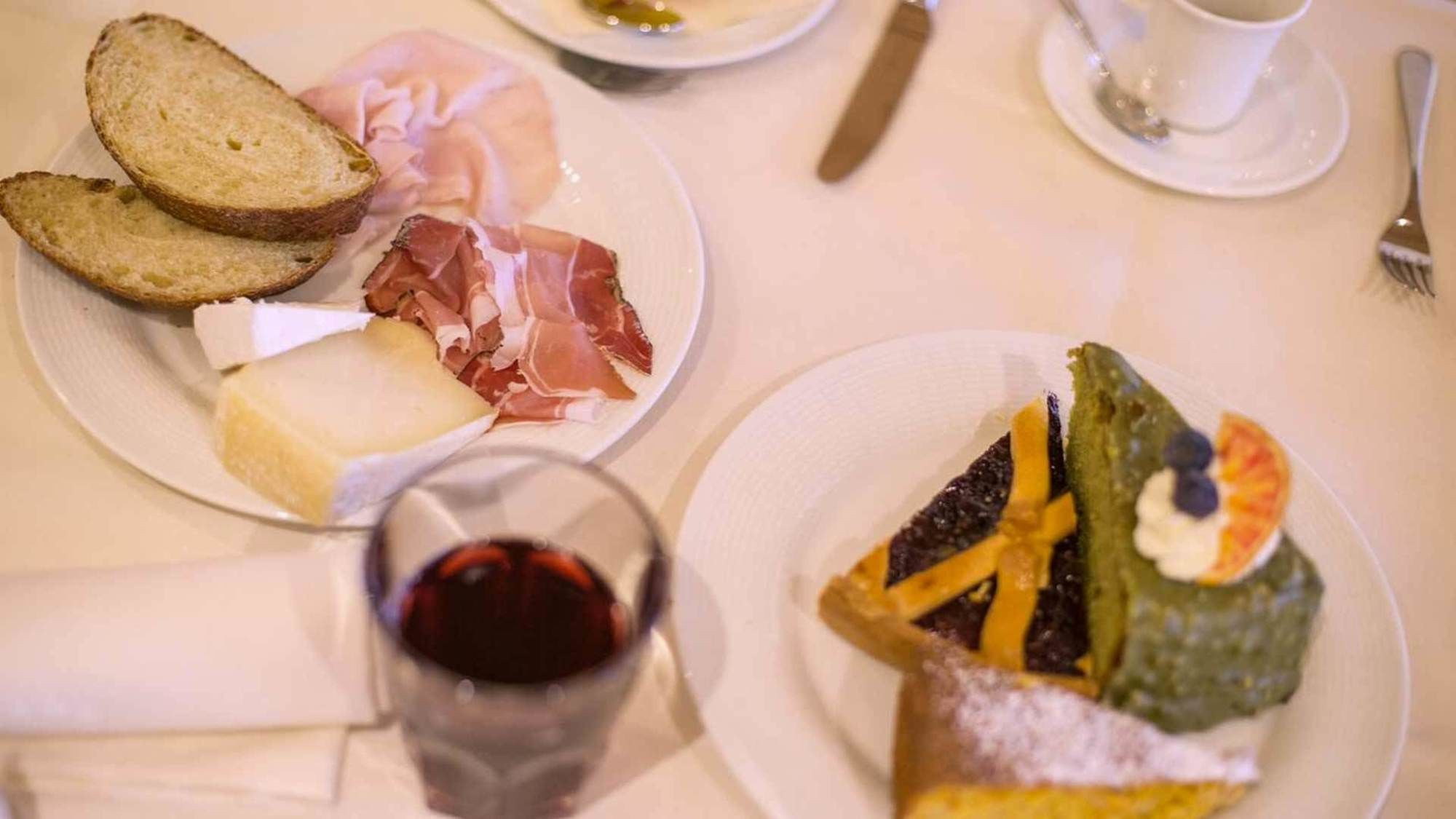 Beverly Alps Hotel & Spa.