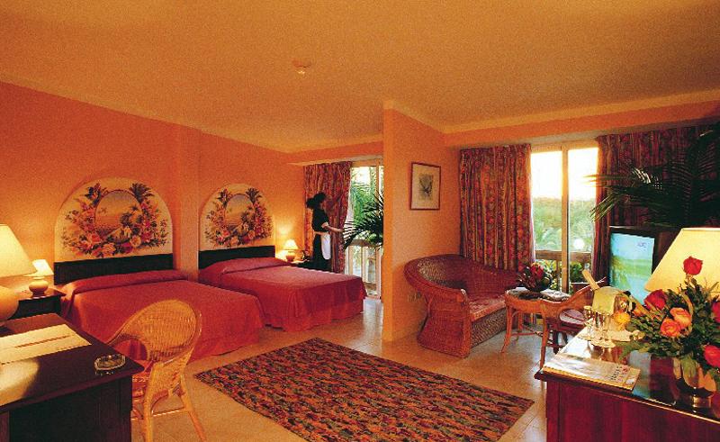 Blau Arenal Habana Beach.