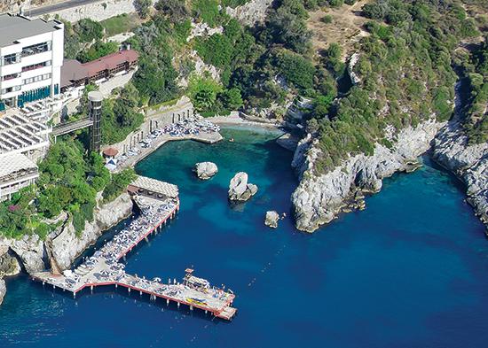 Korumar Hotel De Luxe.