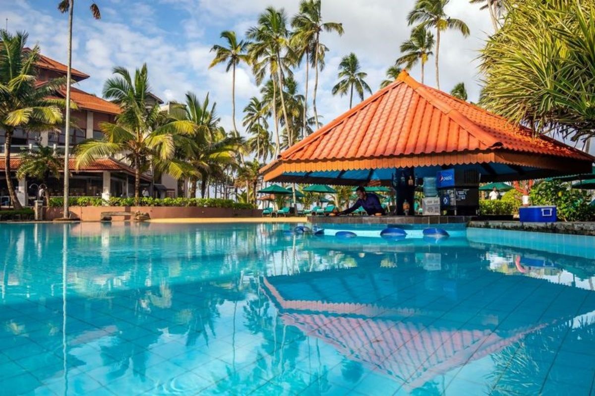 Royal Palms Beach Hotel.