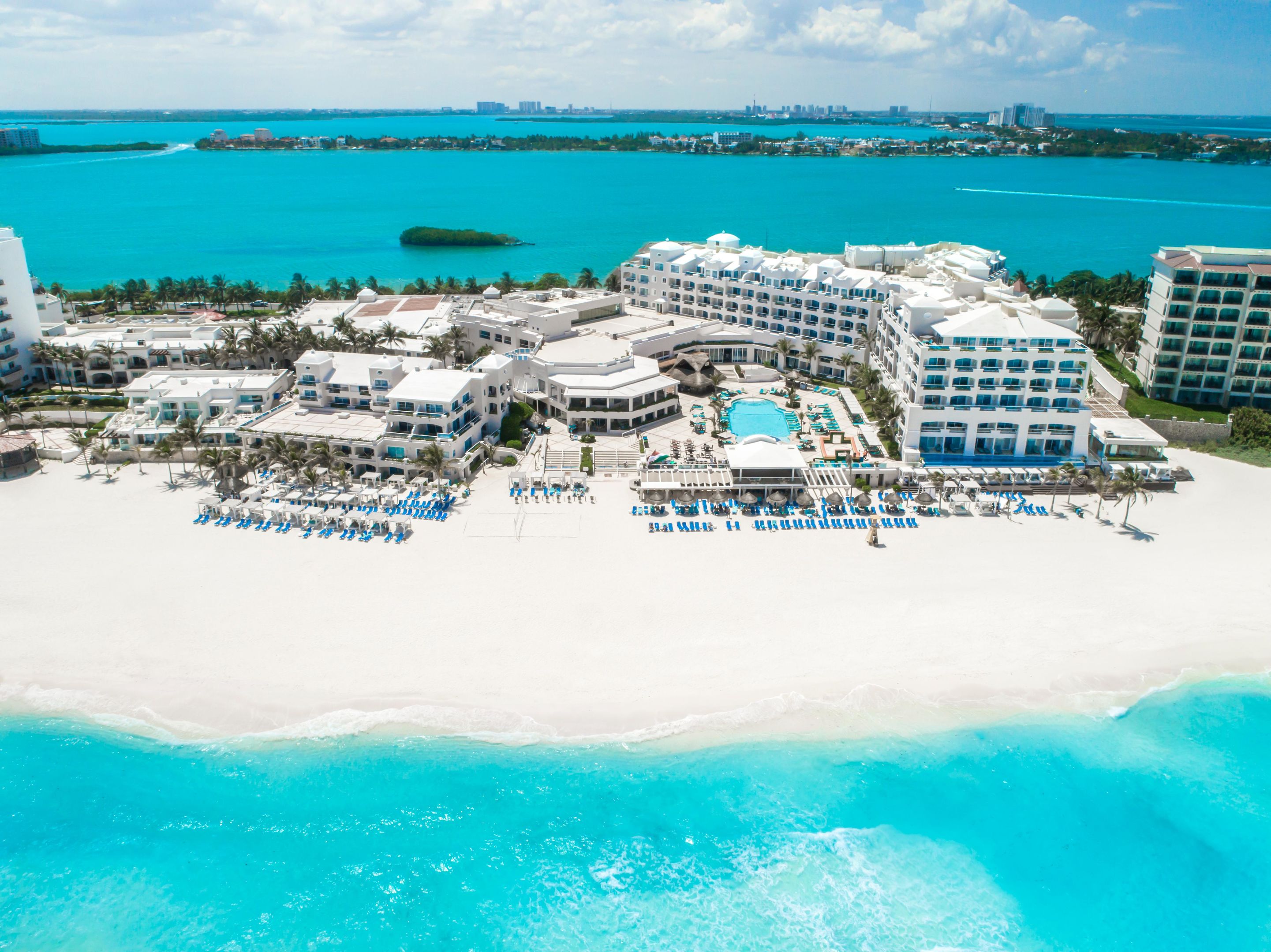 Sunscape Cancun Resort & Spa.