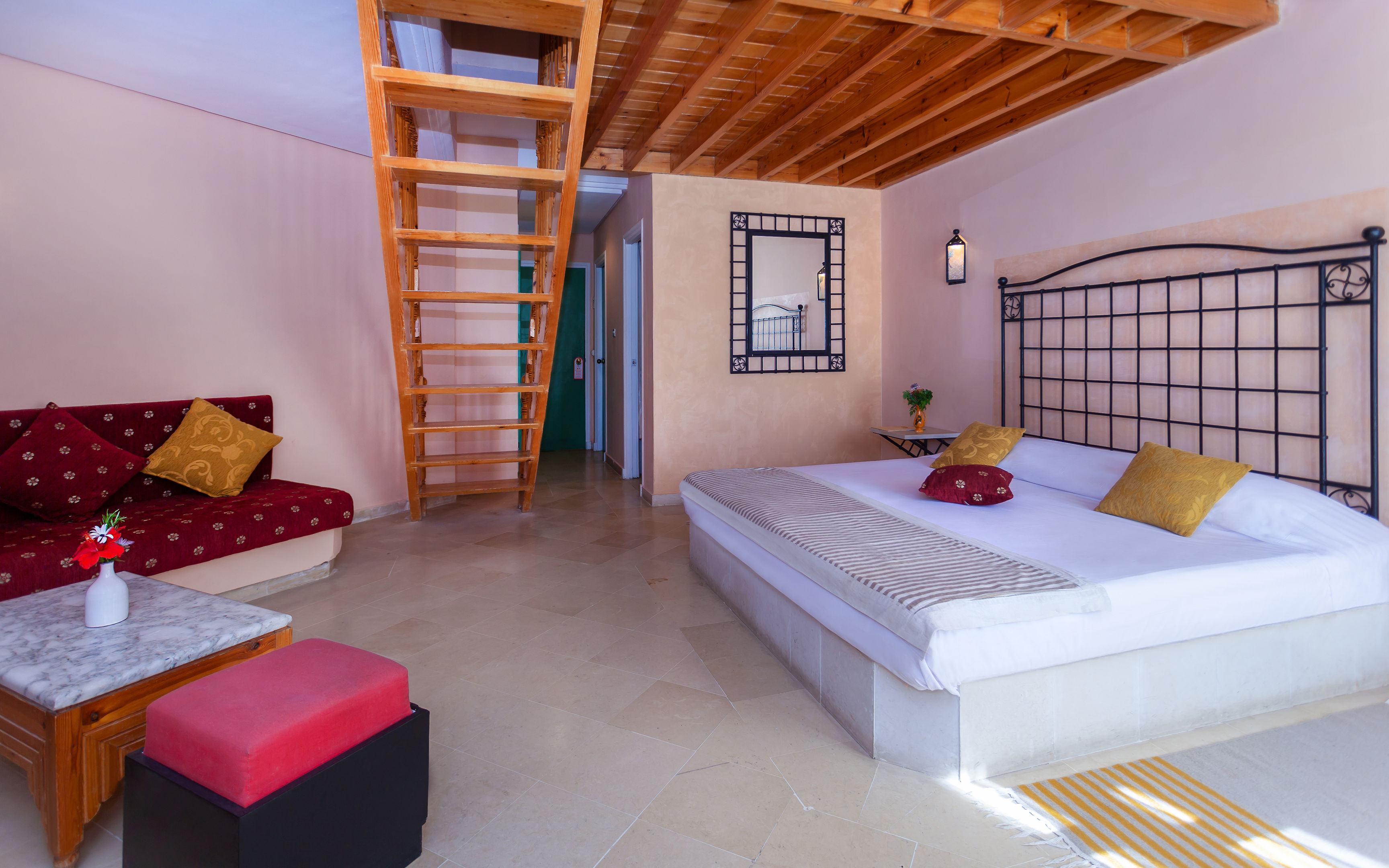 Le Petit Palais & Spa.