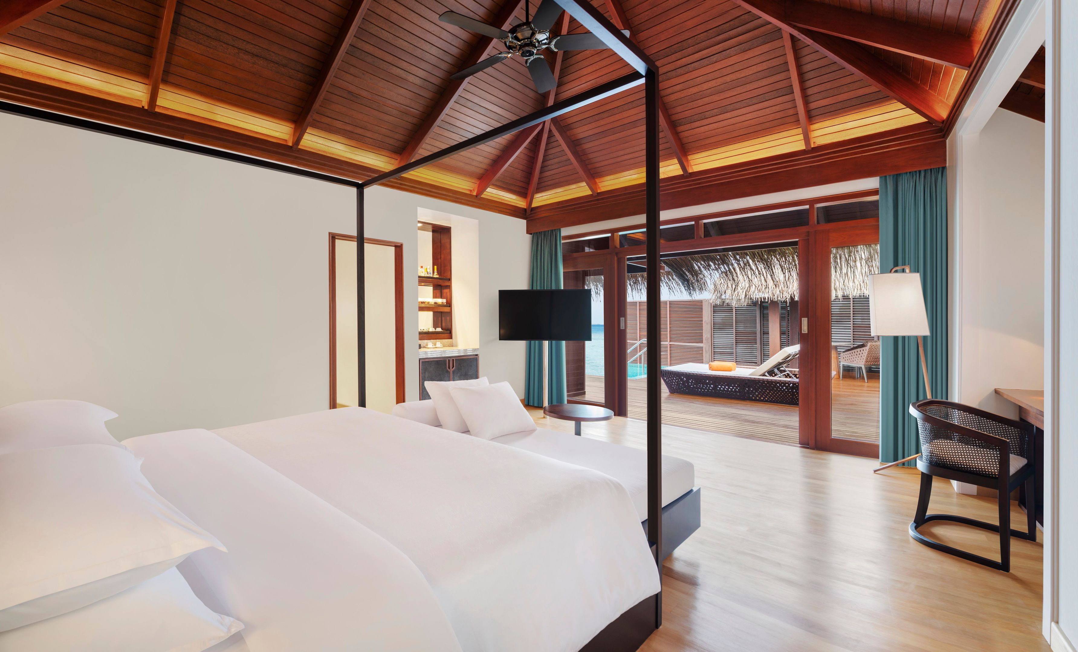 Sheraton Maldives Full Moon Resort & Spa.