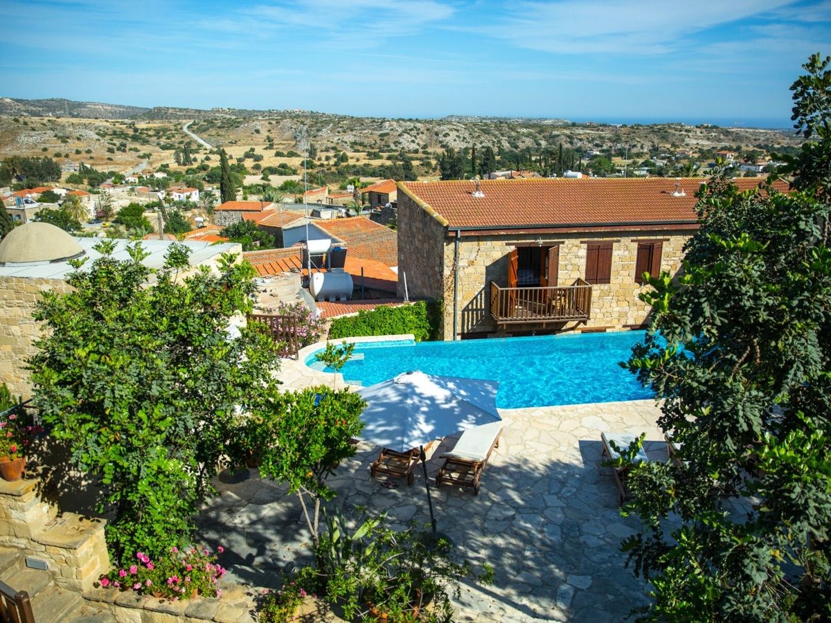 Eveleos Country House.